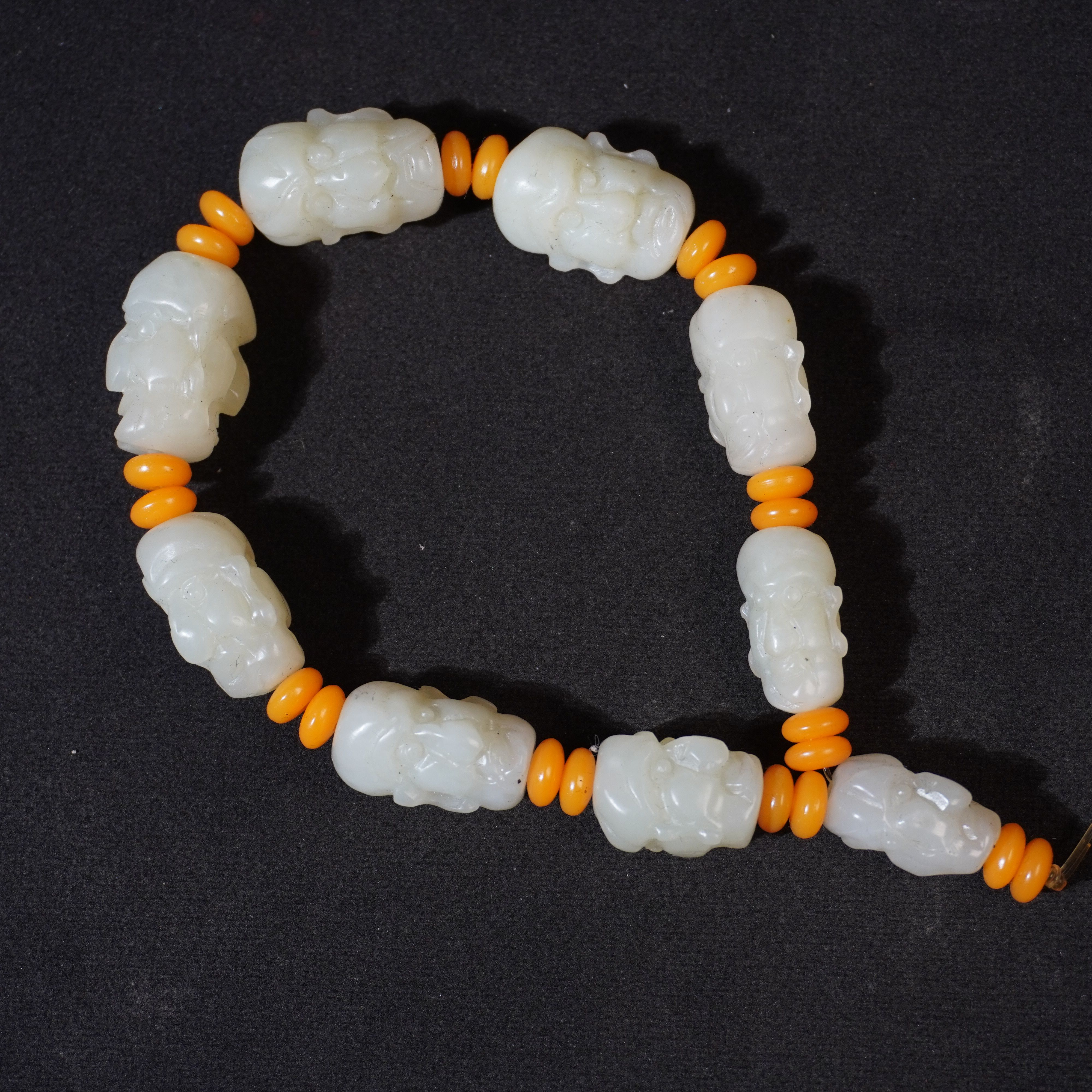 8SH24 清 和田玉手串