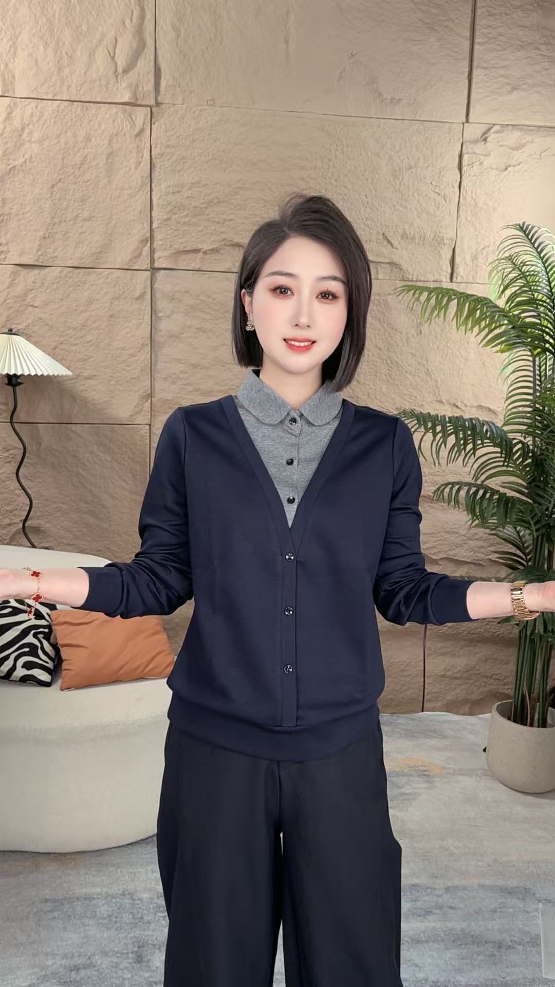 3粒扣定位拼蕾丝春秋装简约纯色收腰衬衫女气质百搭打底上衣衬衣