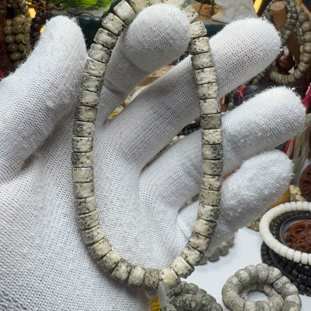 星月菩提手串16号车尺寸8.5石玉星嘎手持