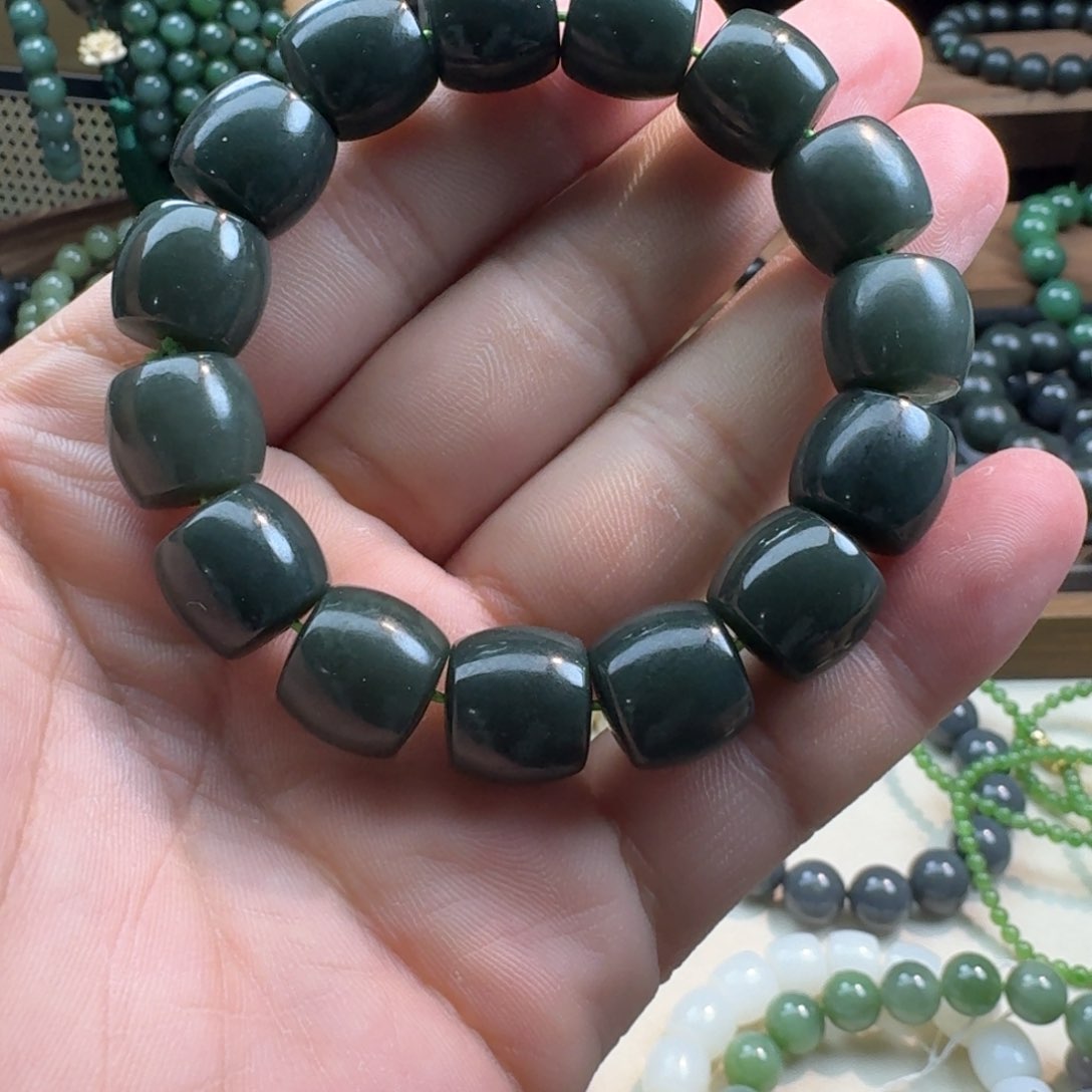 和田玉手链未镶嵌