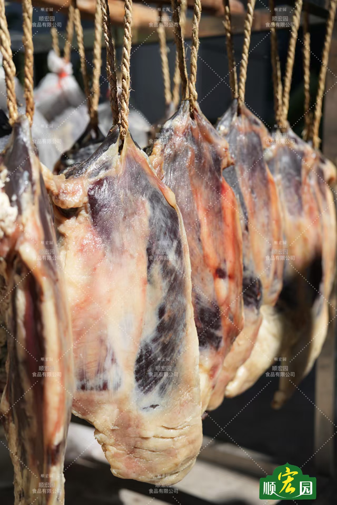 云南寻甸特产黄牛风干腊牛肉牛干巴清真食品