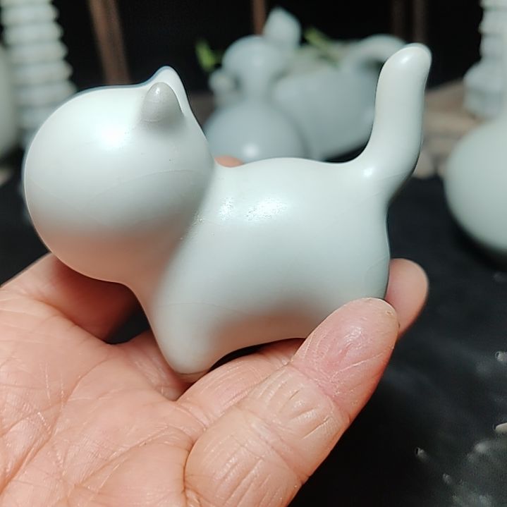 官瓷天青釉小猫咪