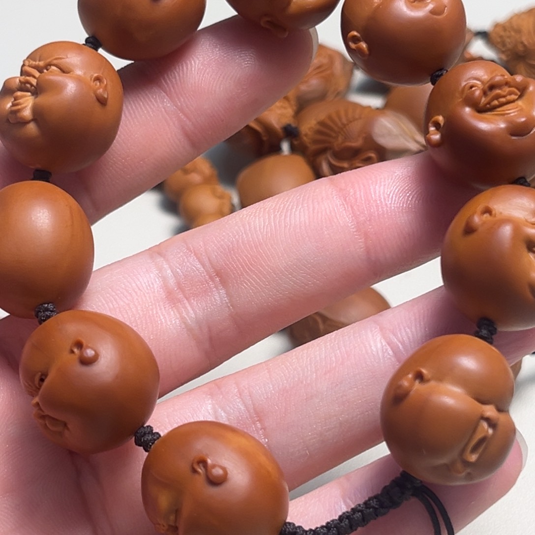 橄榄核吊坠z**。人生百态