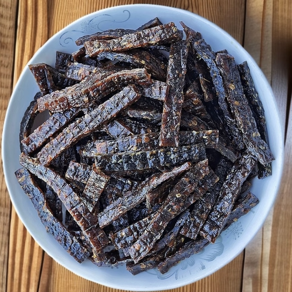 婺源农家手工茄子干开袋即食传统工艺香辣特色美食