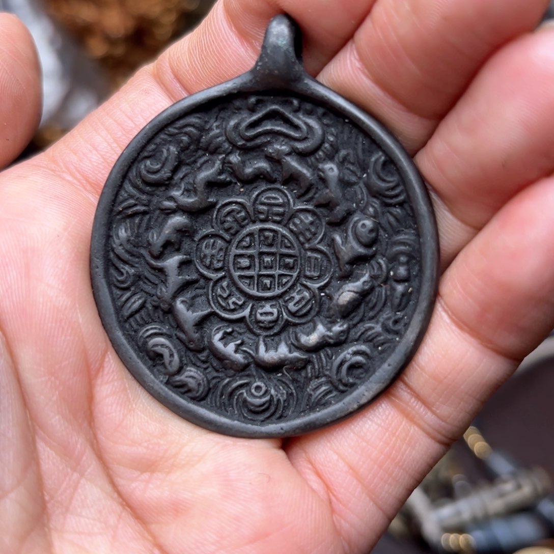 铜星月菩提吊坠项链