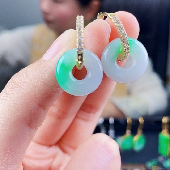 翡翠未镶嵌耳饰饰品