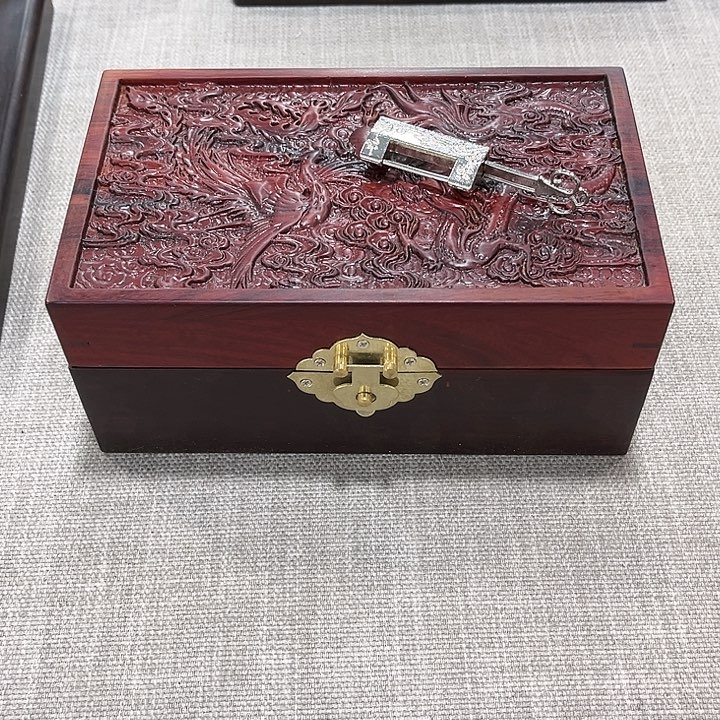 手工艺品琉璃红木工艺品雕刻工艺微暇