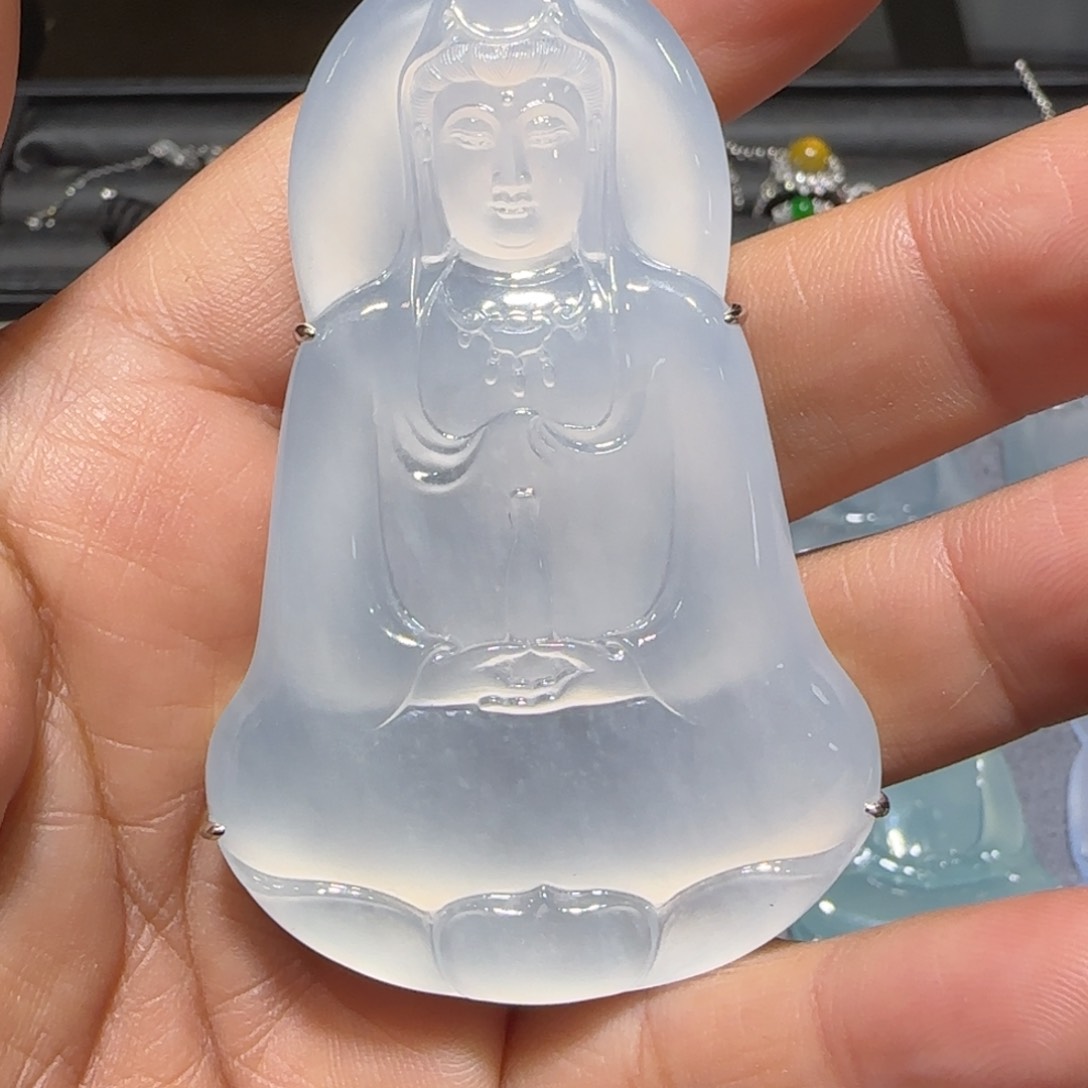 翡翠颈饰18K金镶嵌天然