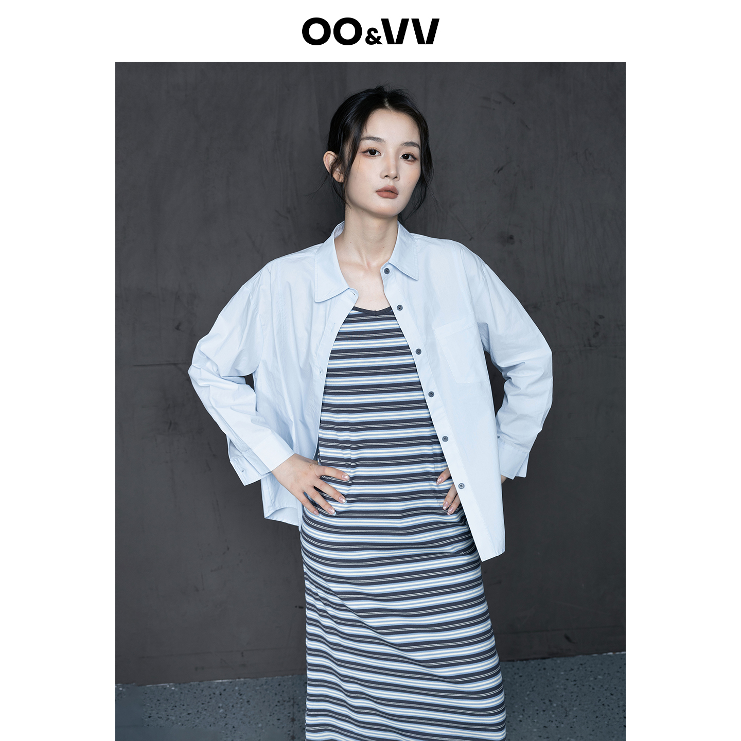 OO&VV蓝色撞色条纹吊带连衣裙+宽松舒适衬衫上衣开衫女25秋两件套