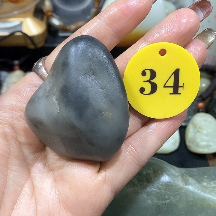 未镶嵌和田玉（糖玉）挂件