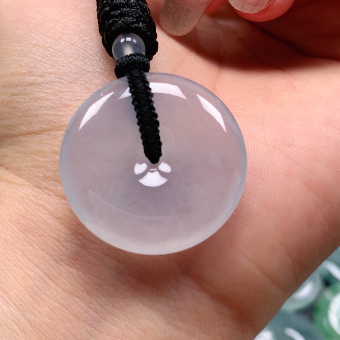 翡翠颈饰未镶嵌天然翡翠