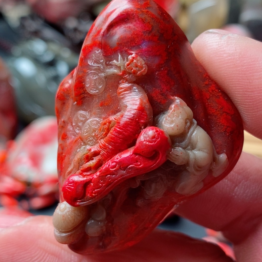 昌化鸡血石昌化鸡血石挂件