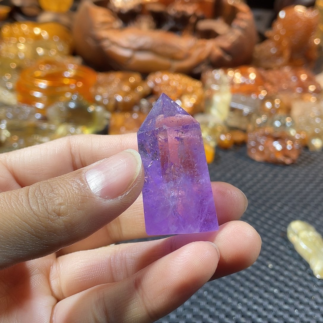 紫晶颈饰未镶嵌紫水晶柱子