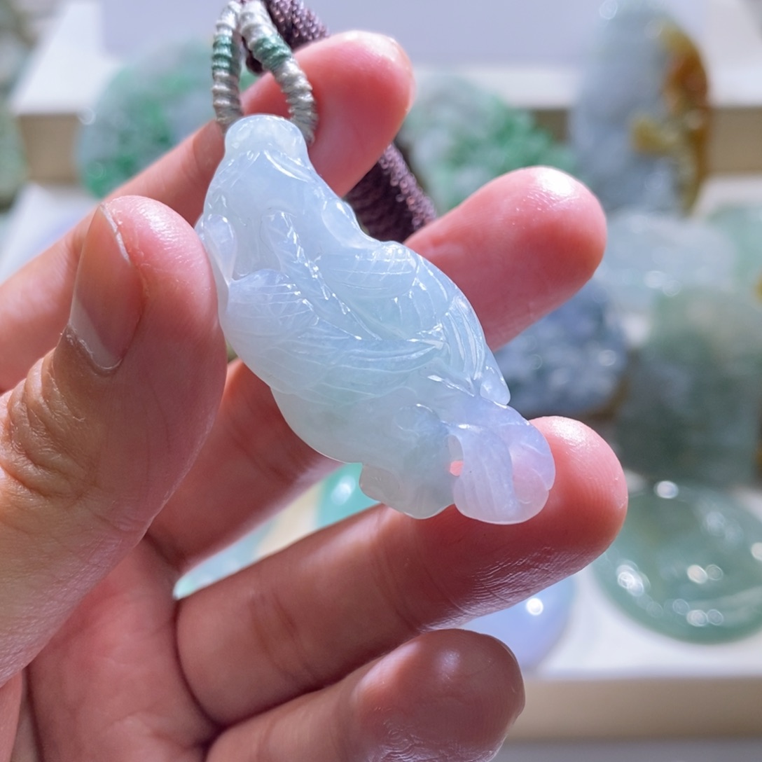 【闪购商品】翡翠颈饰未镶嵌貔貅