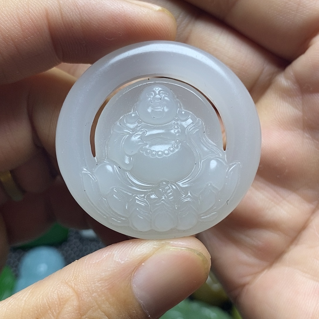 颈饰未镶嵌和田玉