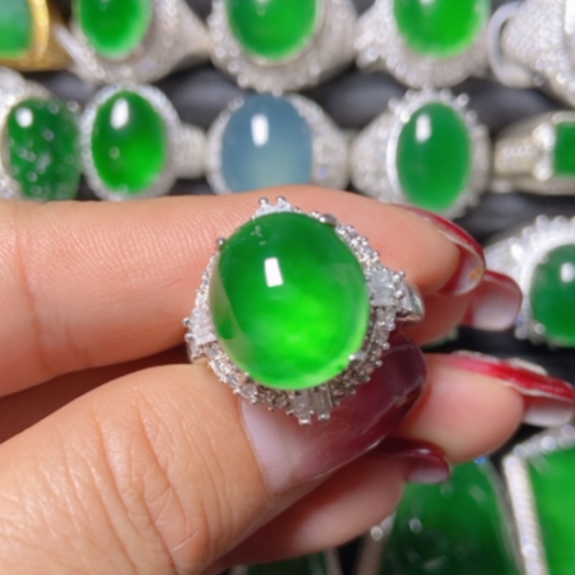 【闪购商品】翡翠颈饰未镶嵌翡翠