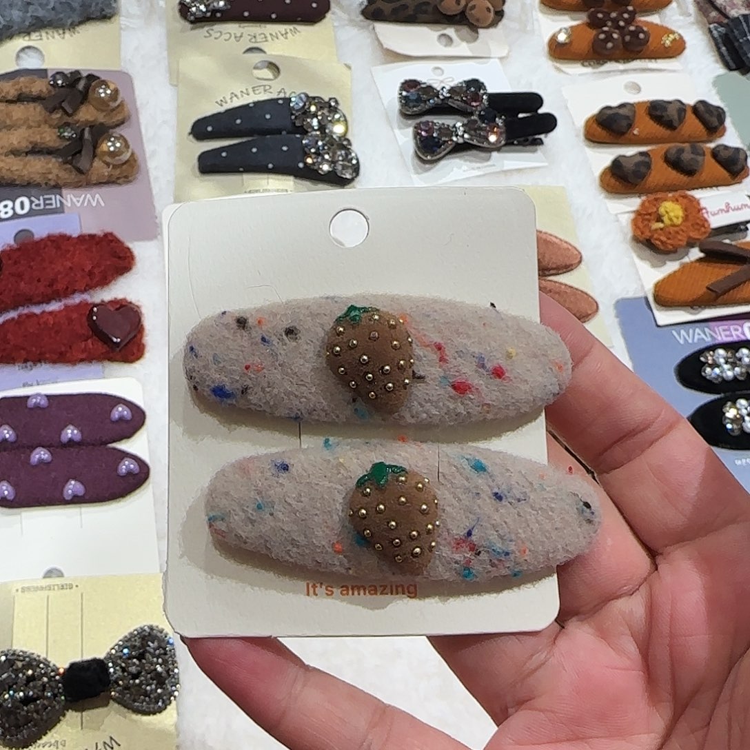 非金属五彩草莓掰掰