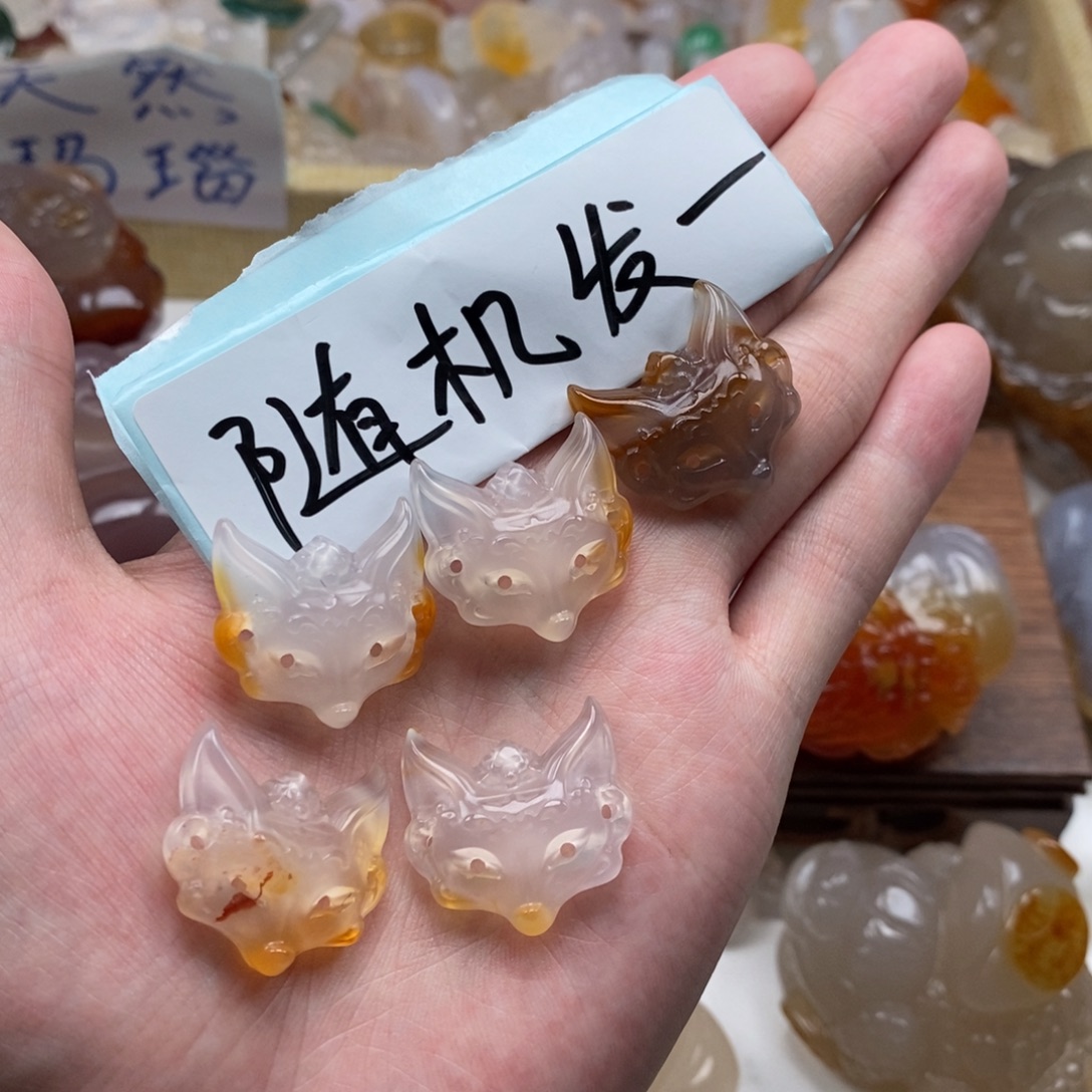 玛瑙/玉髓未镶嵌颈饰