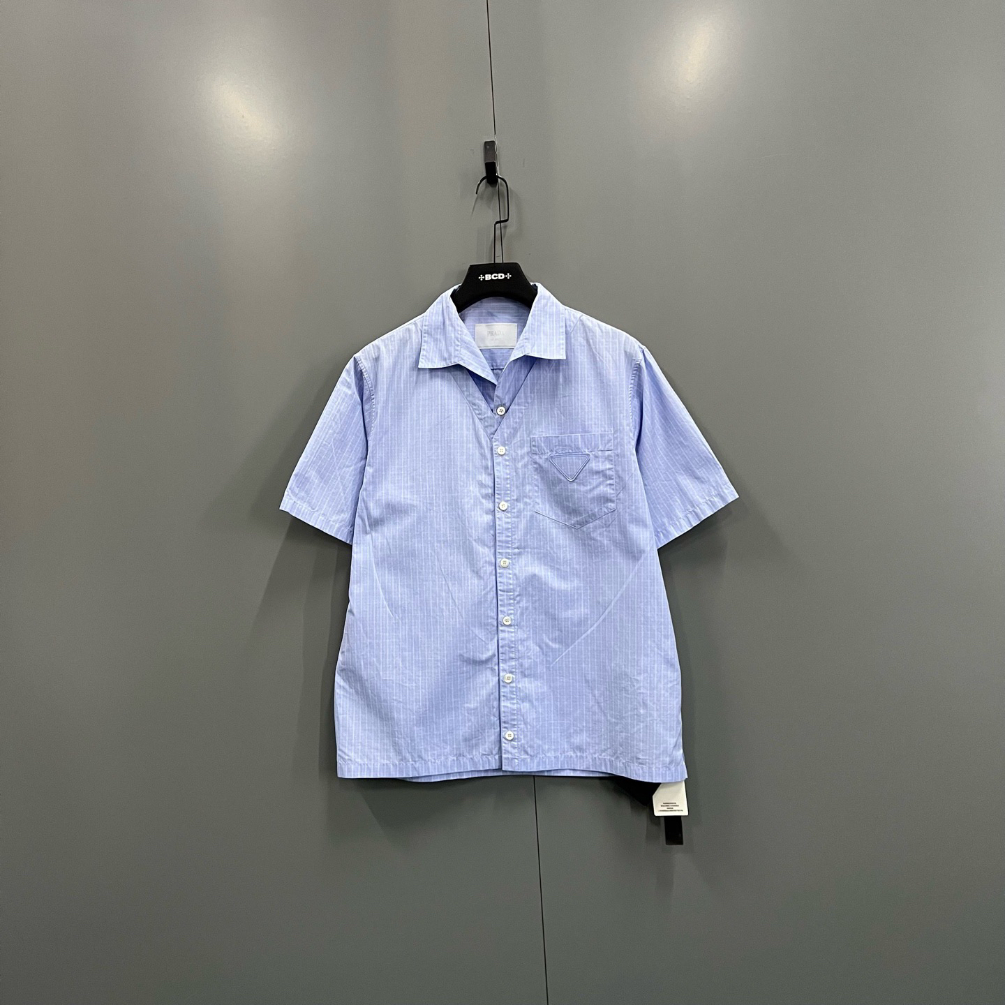 未使用 Prada/普拉达 ab1123 020800 条纹三角标贴布衬衫 S码