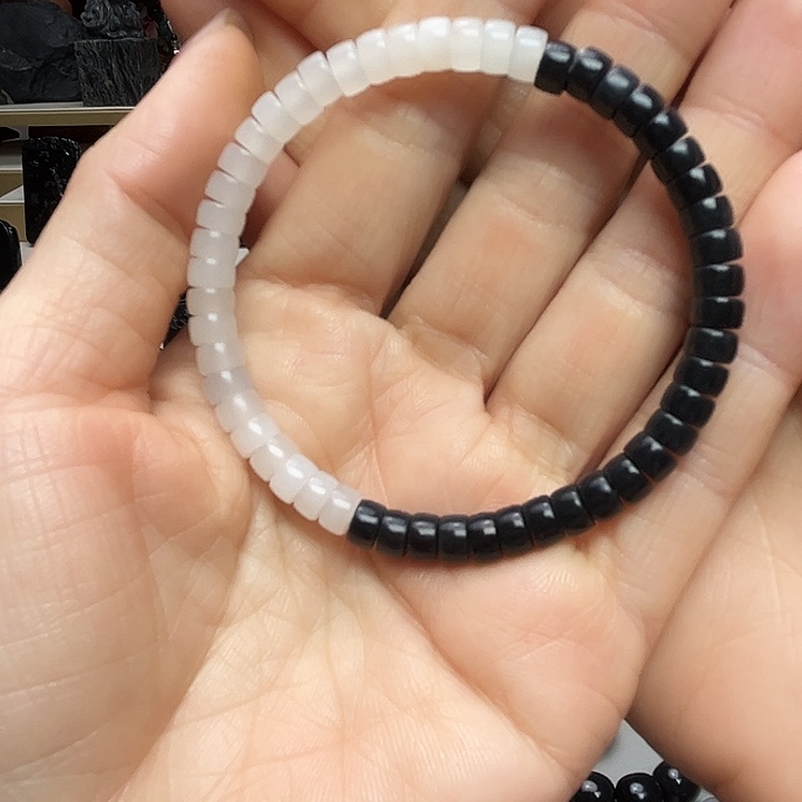 和田玉（墨玉）未镶嵌手链啦6 药片