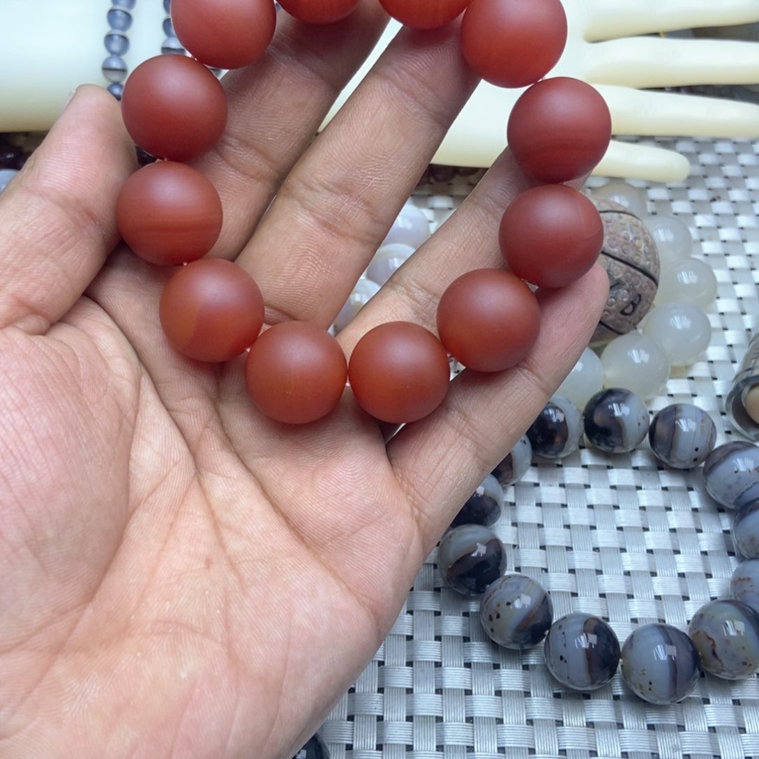 玛瑙/玉髓手串未镶嵌自**主