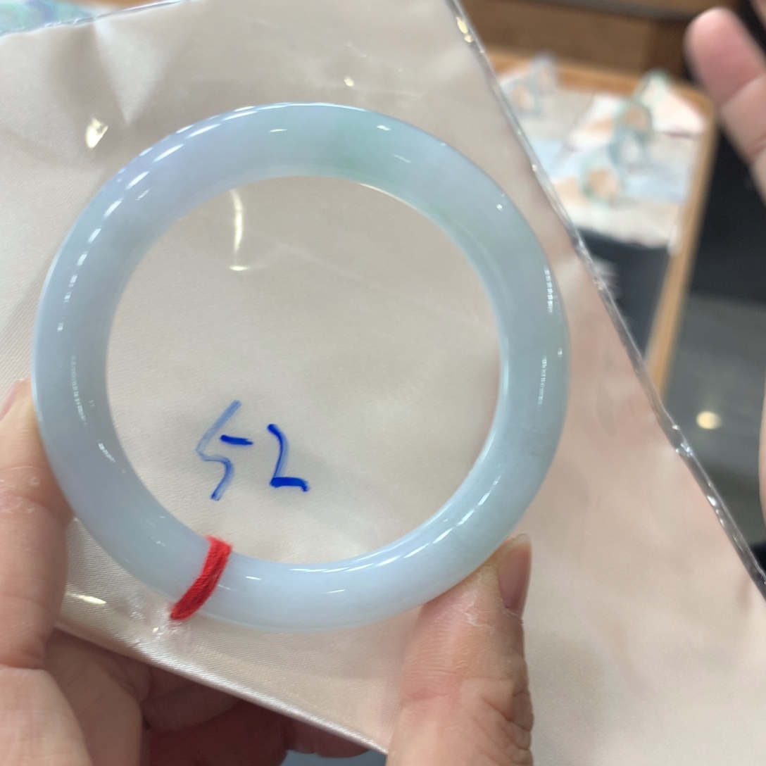翡翠未镶嵌手镯翡翠