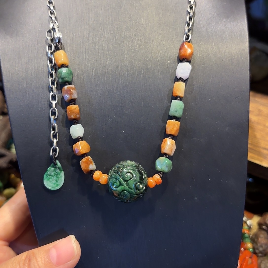 翡翠未镶嵌颈饰原创