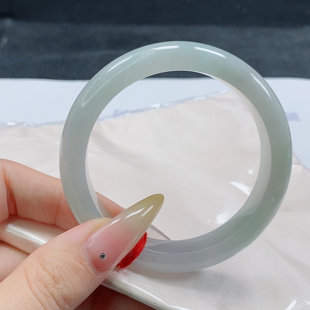 【闪购商品】翡翠手镯未镶嵌356号