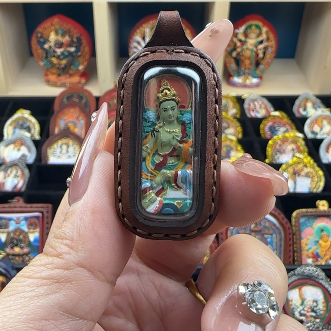 泥塑七天后发货绿度母双面钥匙扣