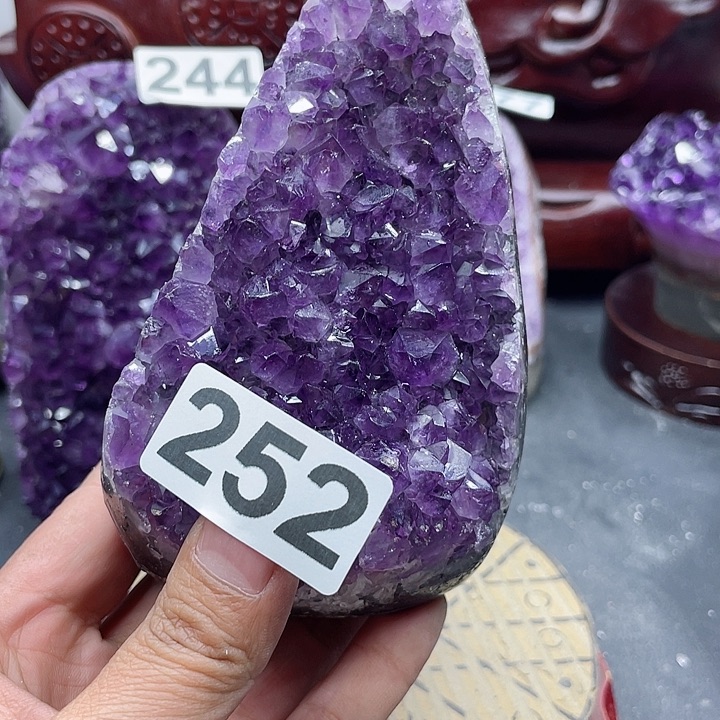 水晶大型摆件（非配饰）未镶嵌