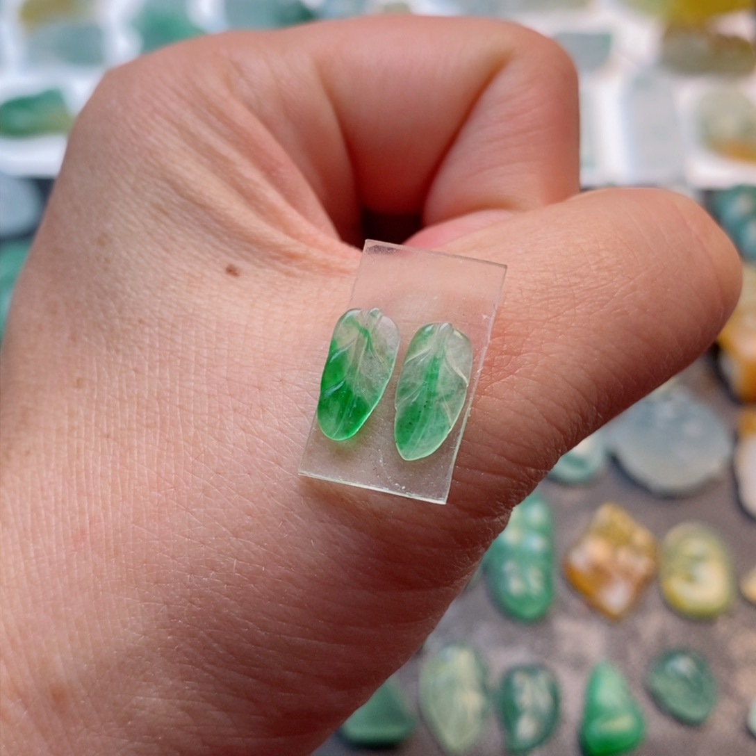 定制翡翠未镶嵌树叶