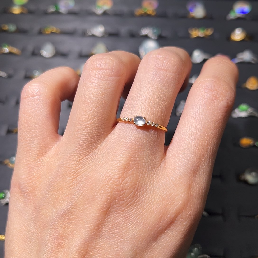 翡翠戒指18K金镶嵌戒指