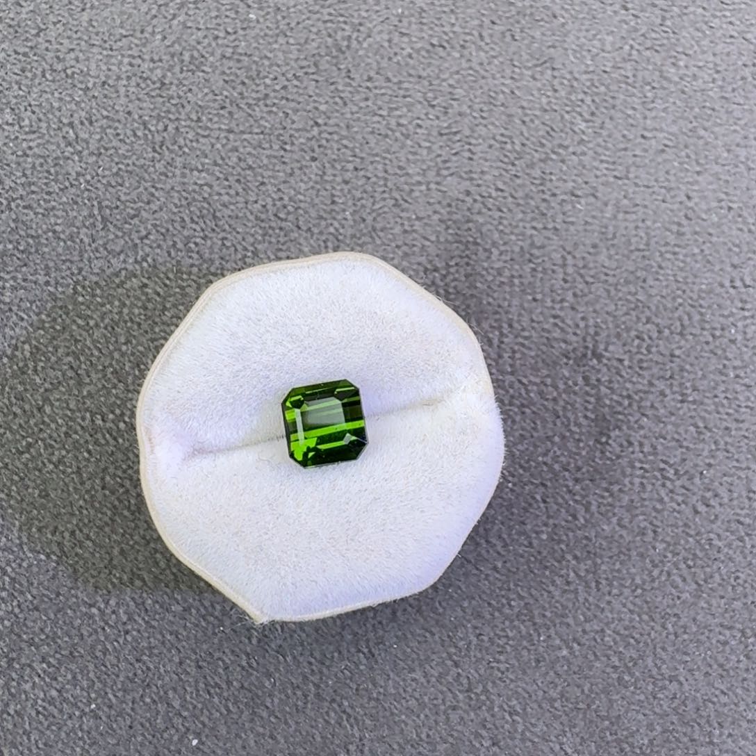 碧玺未镶嵌珠宝奇石1.17ct