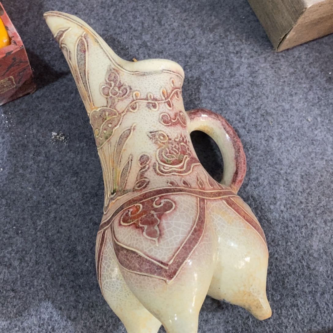 摆件陶瓷艺术家的作品