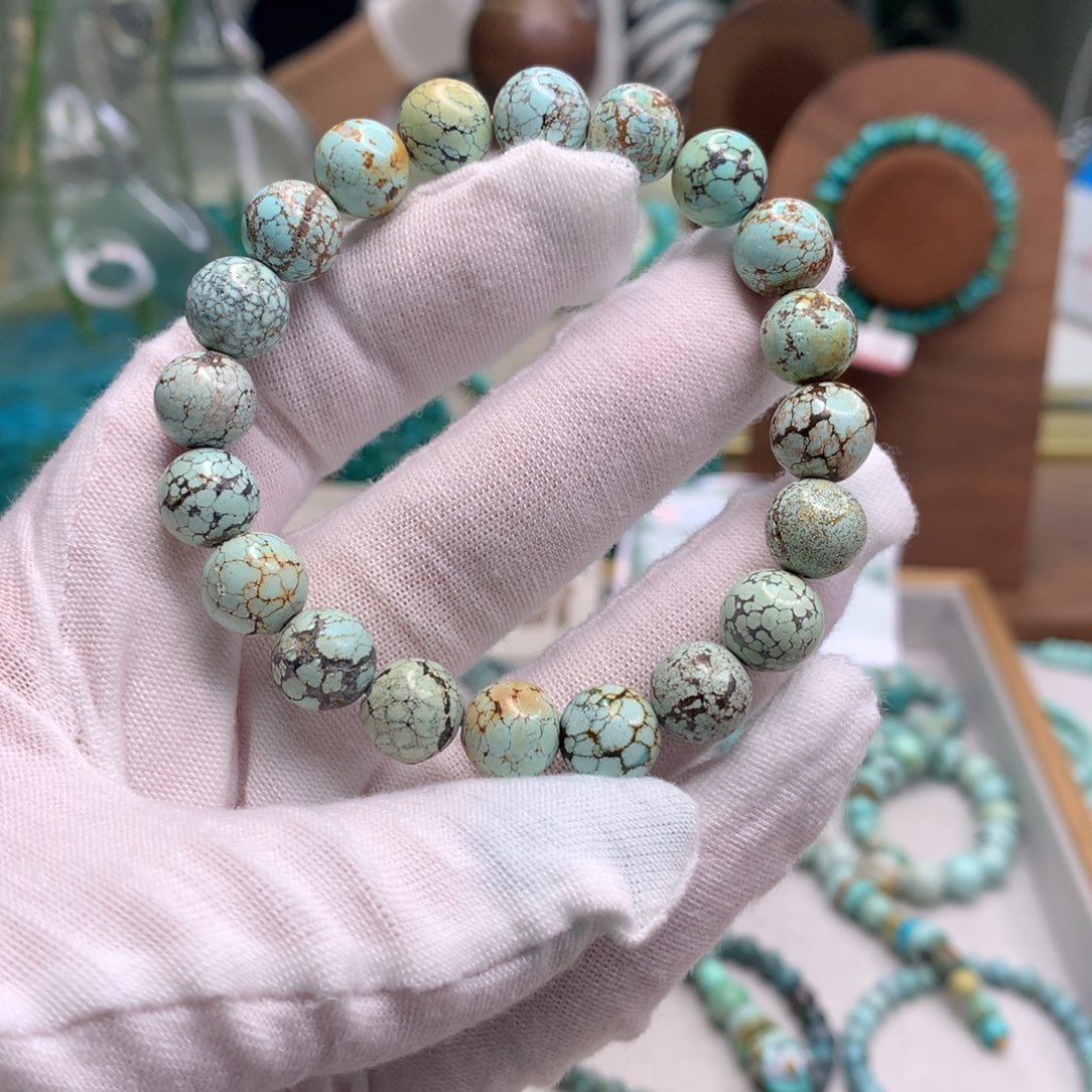 绿松石未镶嵌饰品