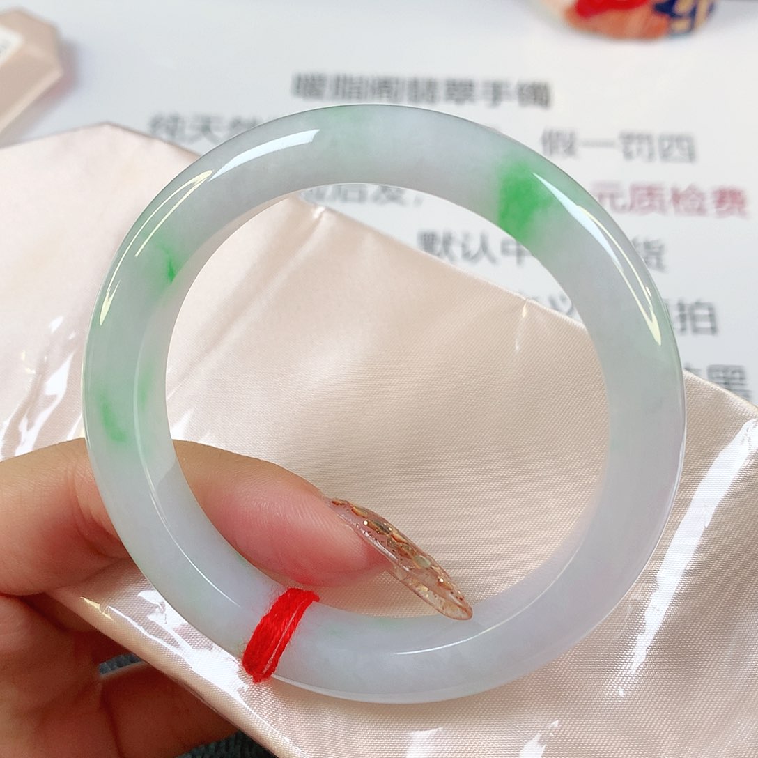 翡翠手镯未镶嵌缅甸天然1590