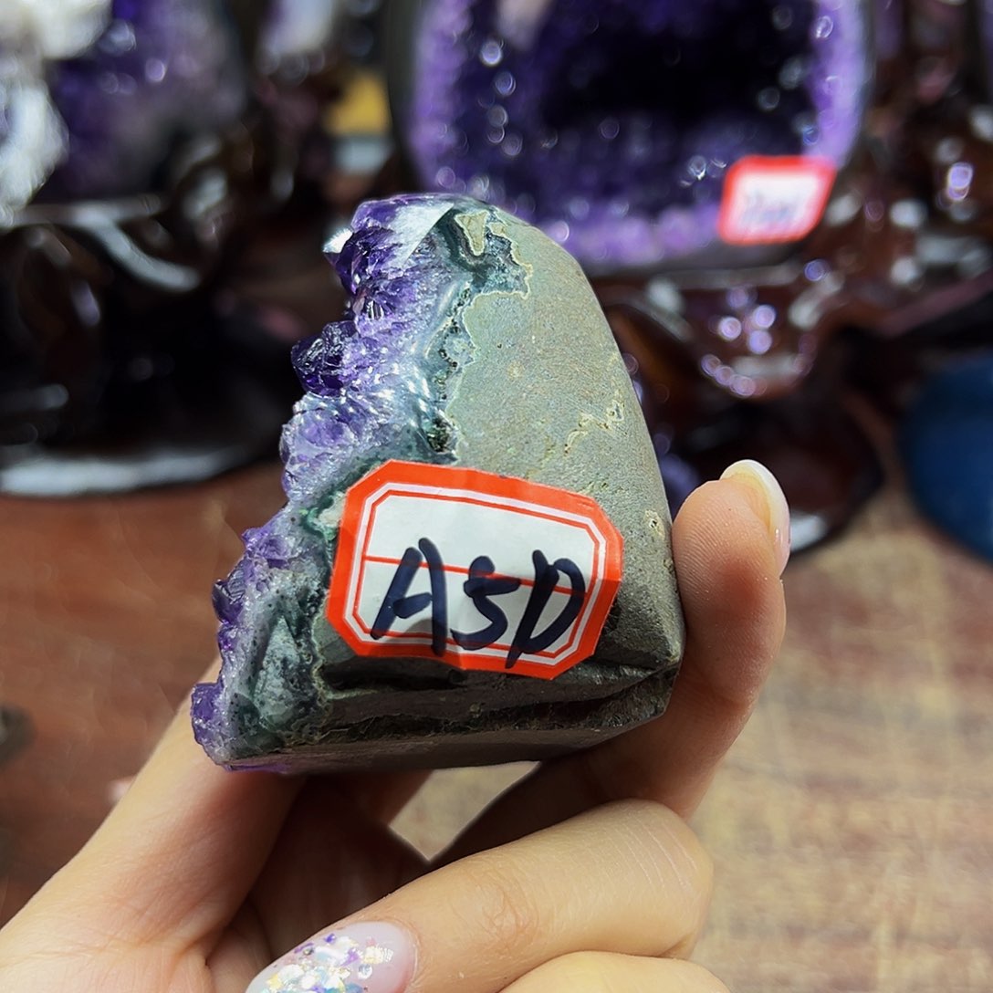 水晶大型摆件未镶嵌