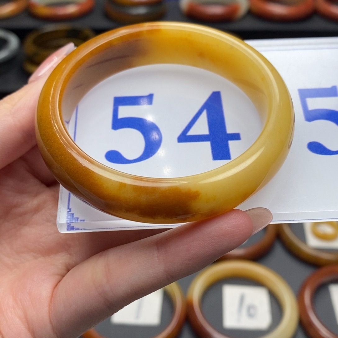 石英质玉（黄龙玉）手镯未镶嵌