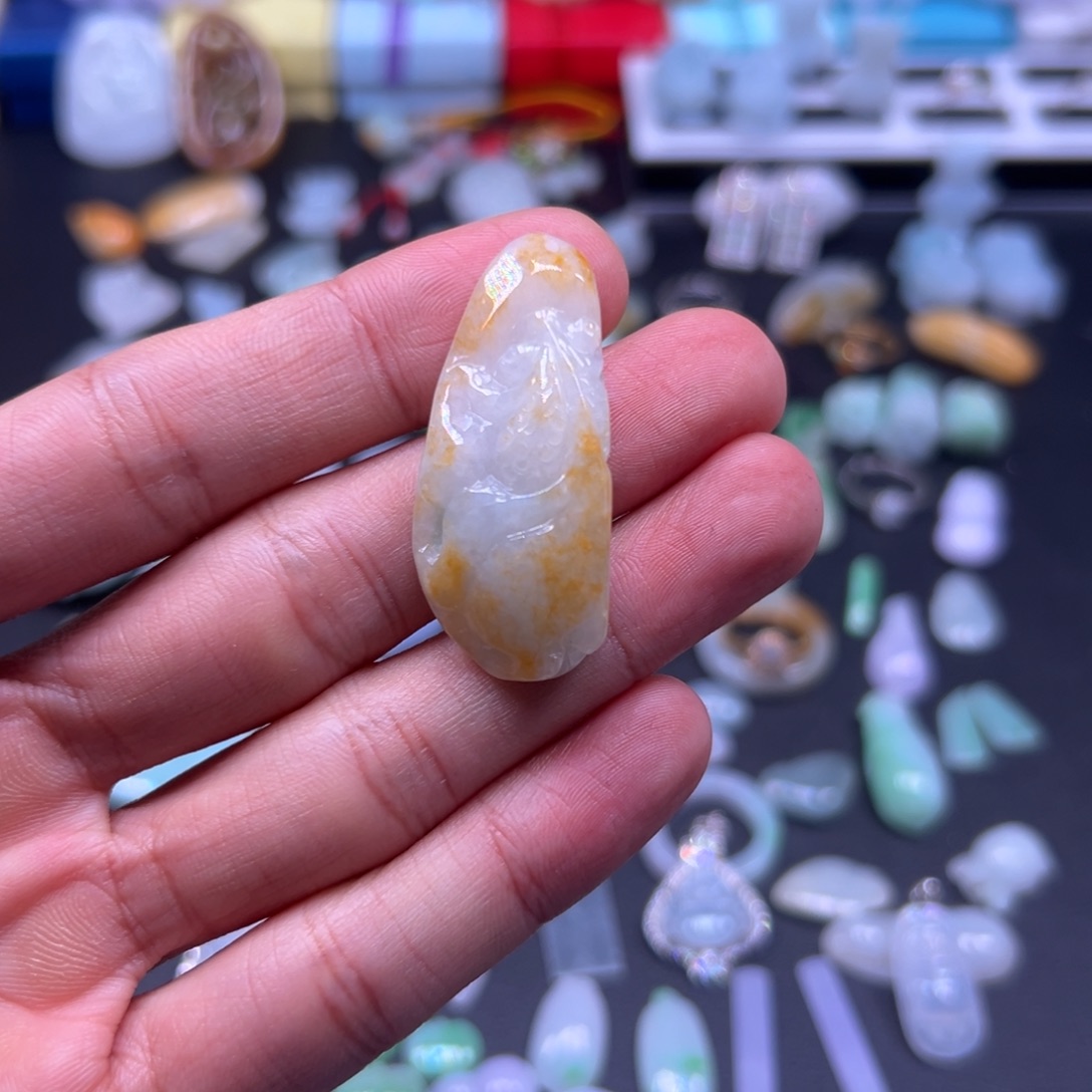 翡翠未镶嵌吊坠(不含链)