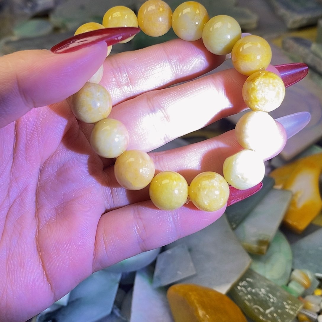 颈饰未镶嵌翡翠猎*天然翡翠