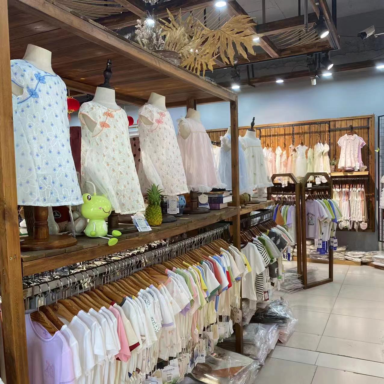 【   阿道洗发 】刘娜童装 商品随机更换   