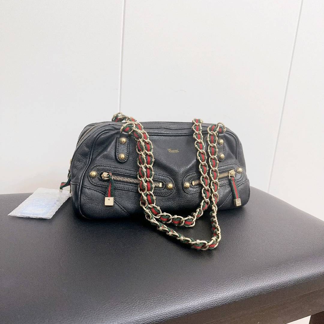 95新 GUCCI/古驰 95新gucci黑色全皮斜挎包81202039