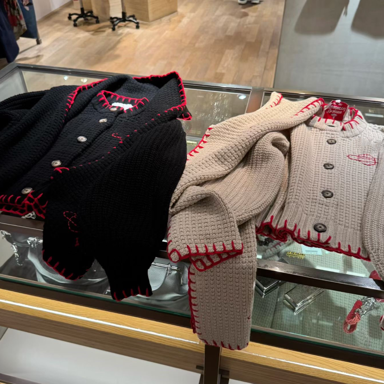 重工刺绣 慵懒风针织开衫带围巾外套