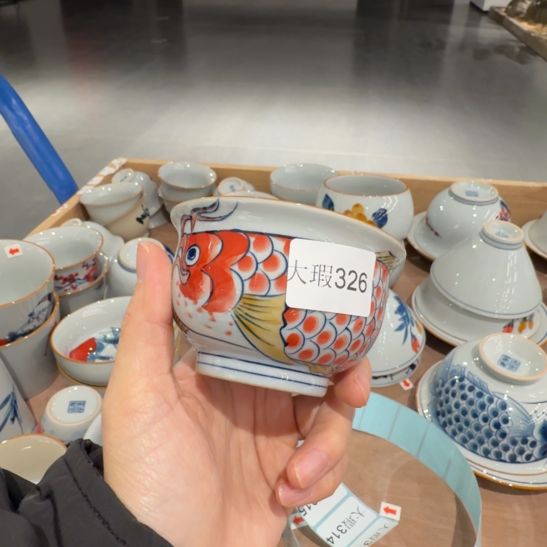 釉下手绘茶具微瑕