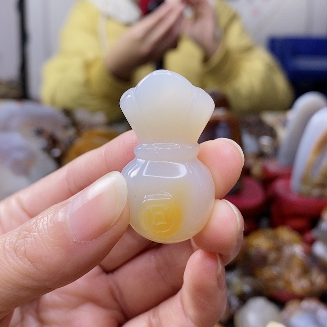 玛瑙/玉髓颈饰未镶嵌