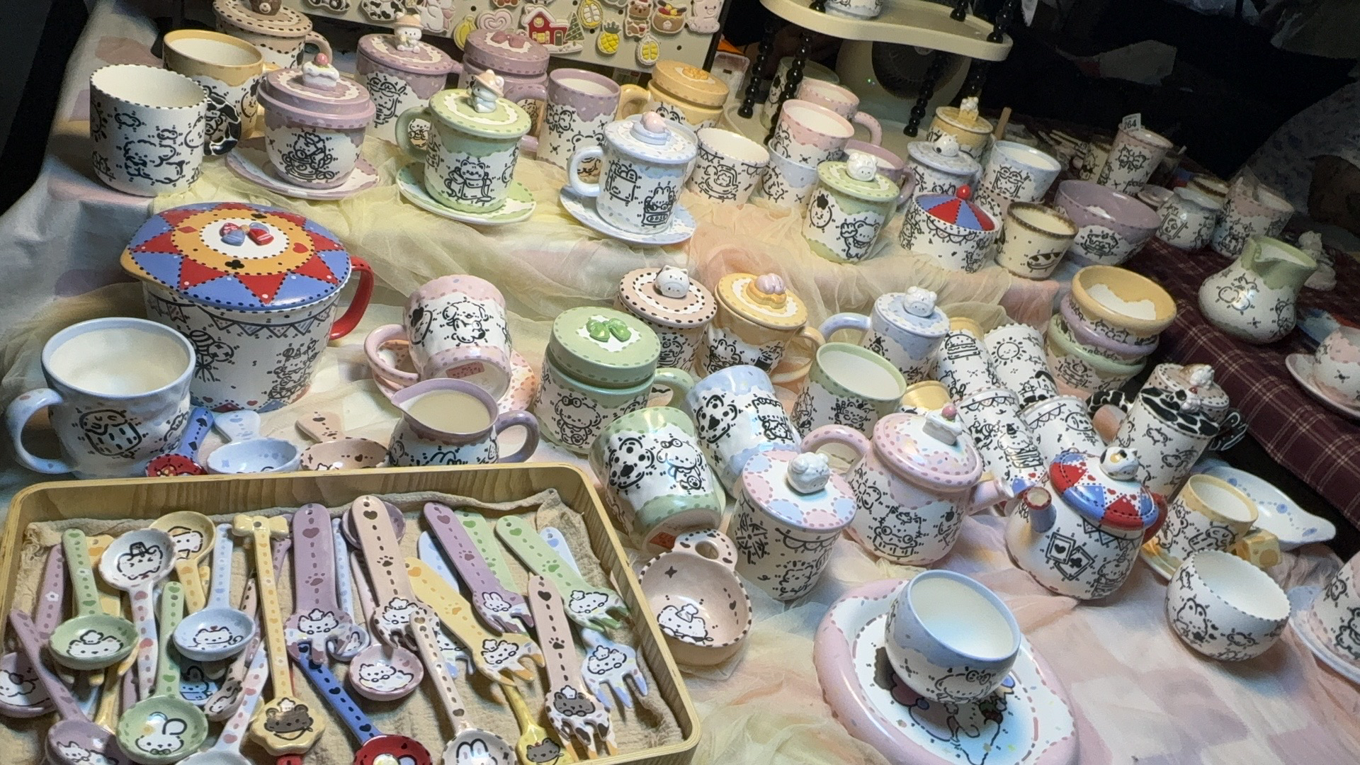 可可爱爱的手工陶瓷