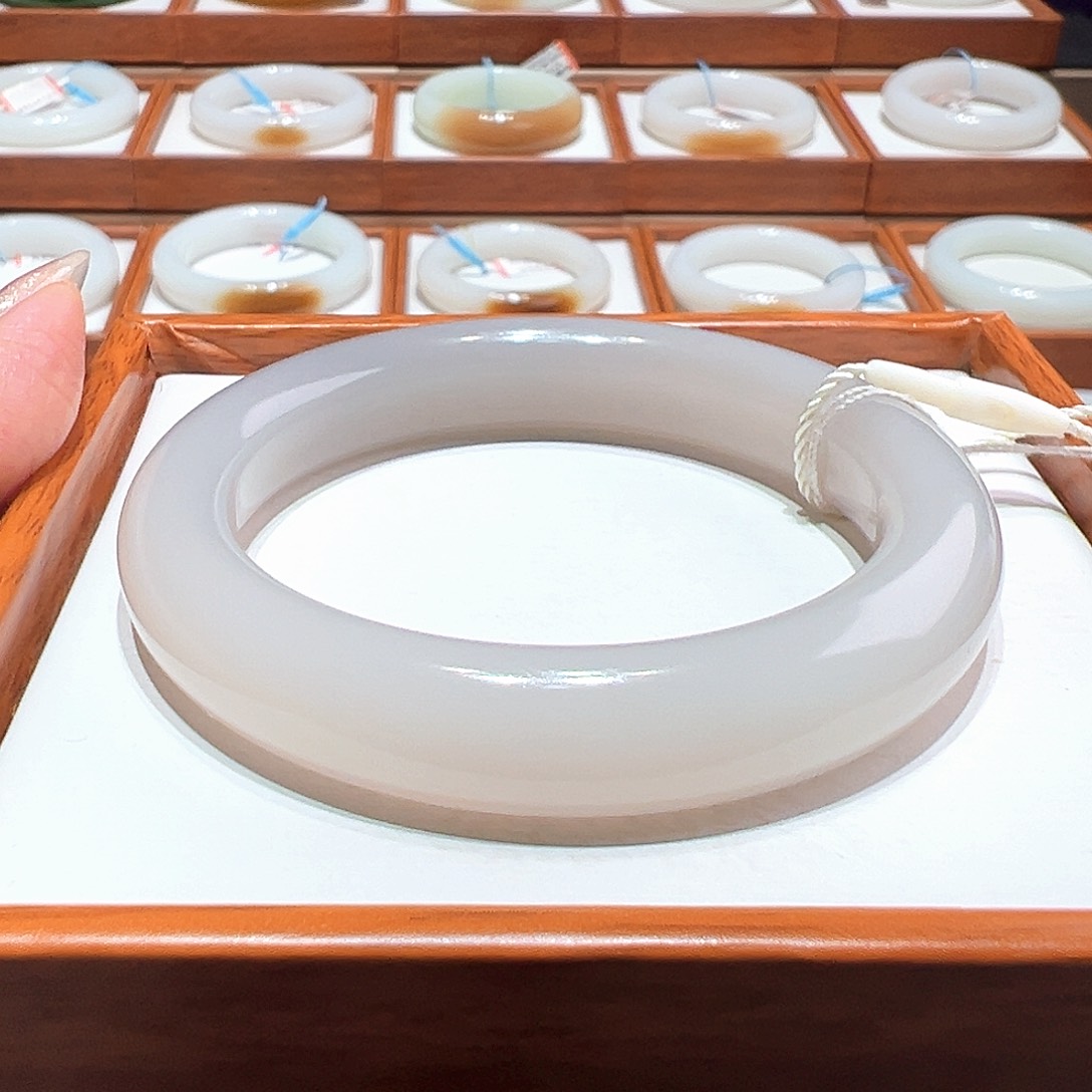 和田玉手镯52/53未镶嵌