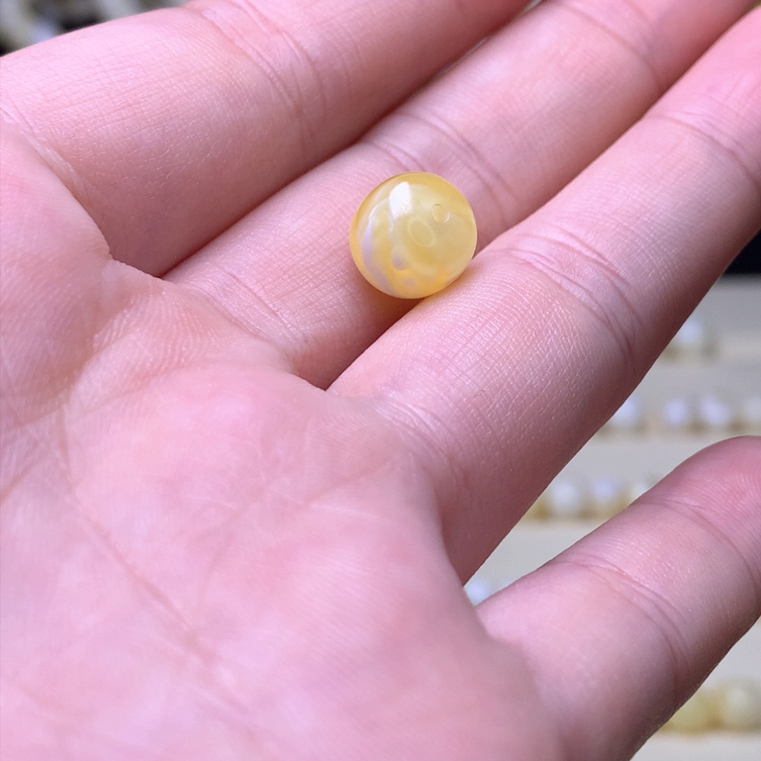 琥珀裸石未镶嵌猛****￴9毫米