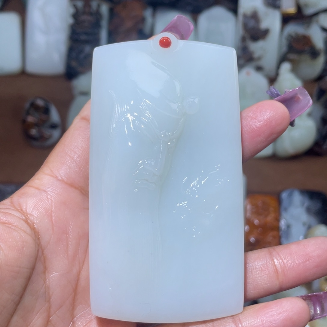 和田玉颈饰未镶嵌包****车