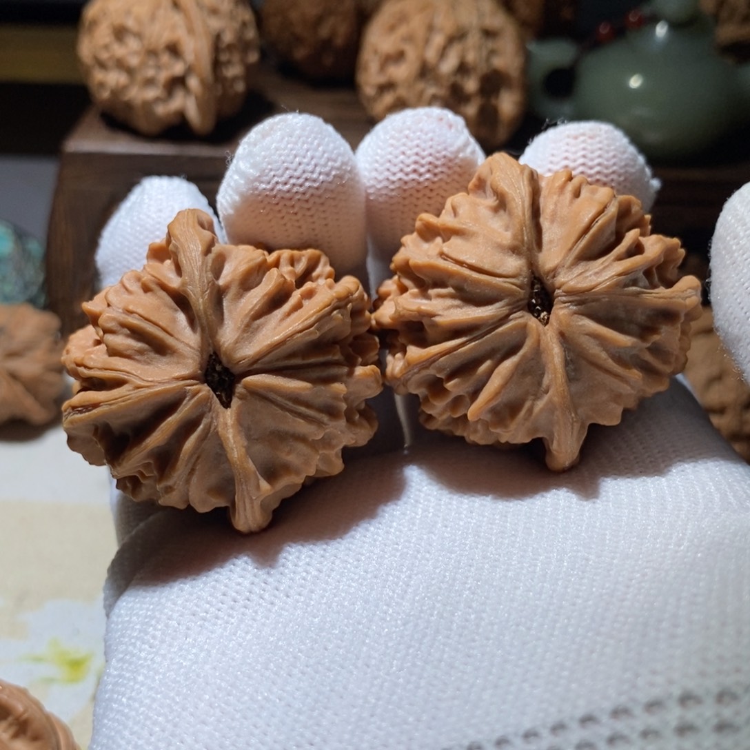 无***刚文玩核桃吊坠天地40.5